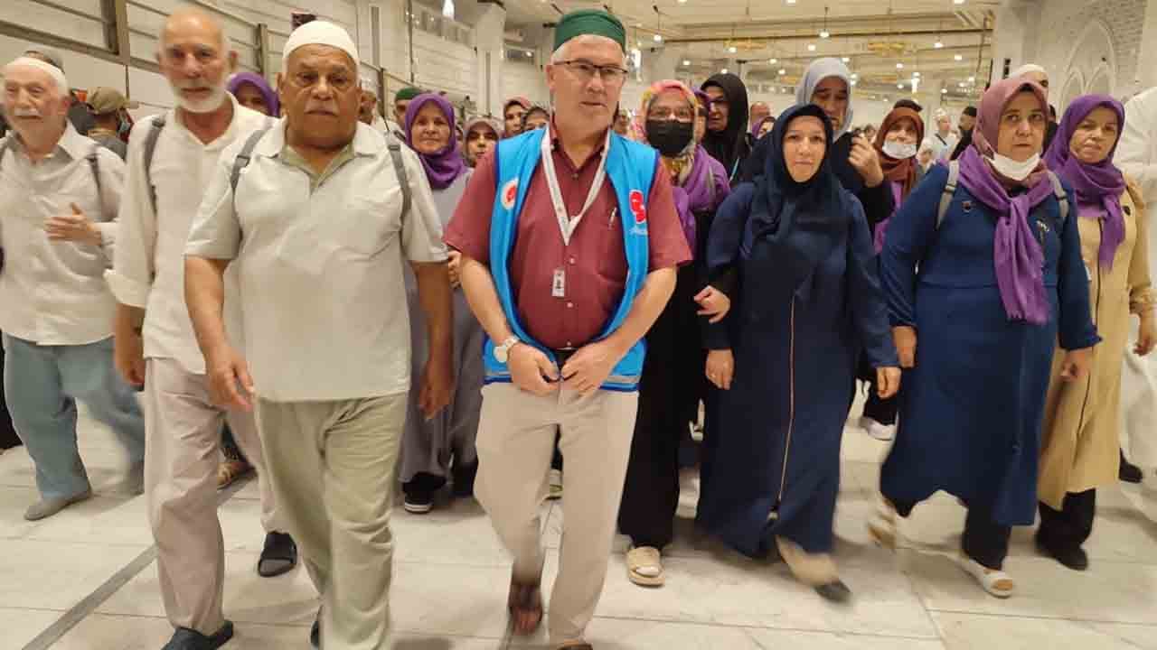 Foto - Kâbe’ye gözyaşlarıyla veda: Umre yolculuğu duygu dolu anlarla tamamlandı