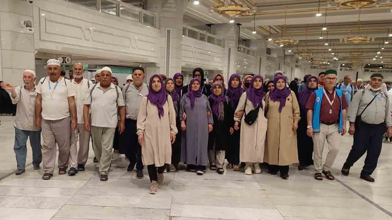 Foto - Kâbe’ye gözyaşlarıyla veda: Umre yolculuğu duygu dolu anlarla tamamlandı