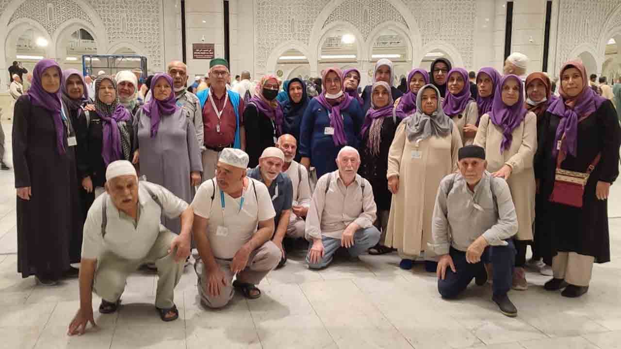 Foto - Kâbe’ye gözyaşlarıyla veda: Umre yolculuğu duygu dolu anlarla tamamlandı