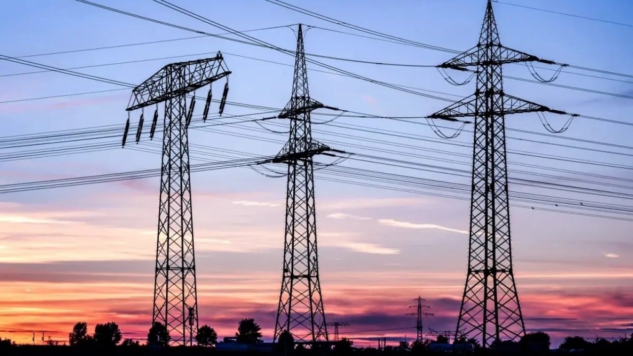 Foto - Kaçak elektrik skandalı! Trafonun büyüklüğü bakın kaç konuta bedel çıktı