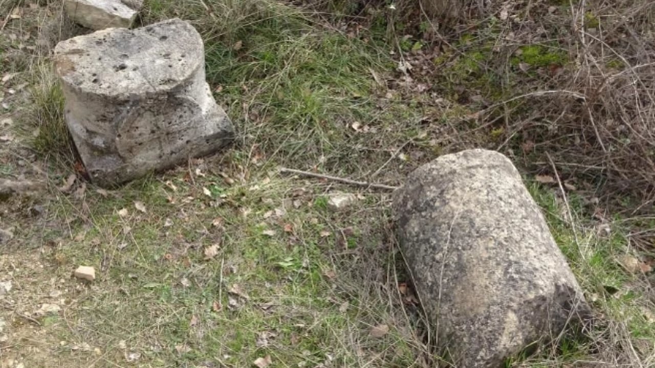 Foto - Kaçak kazı yapan defineciler bölgeyi alt üst etti