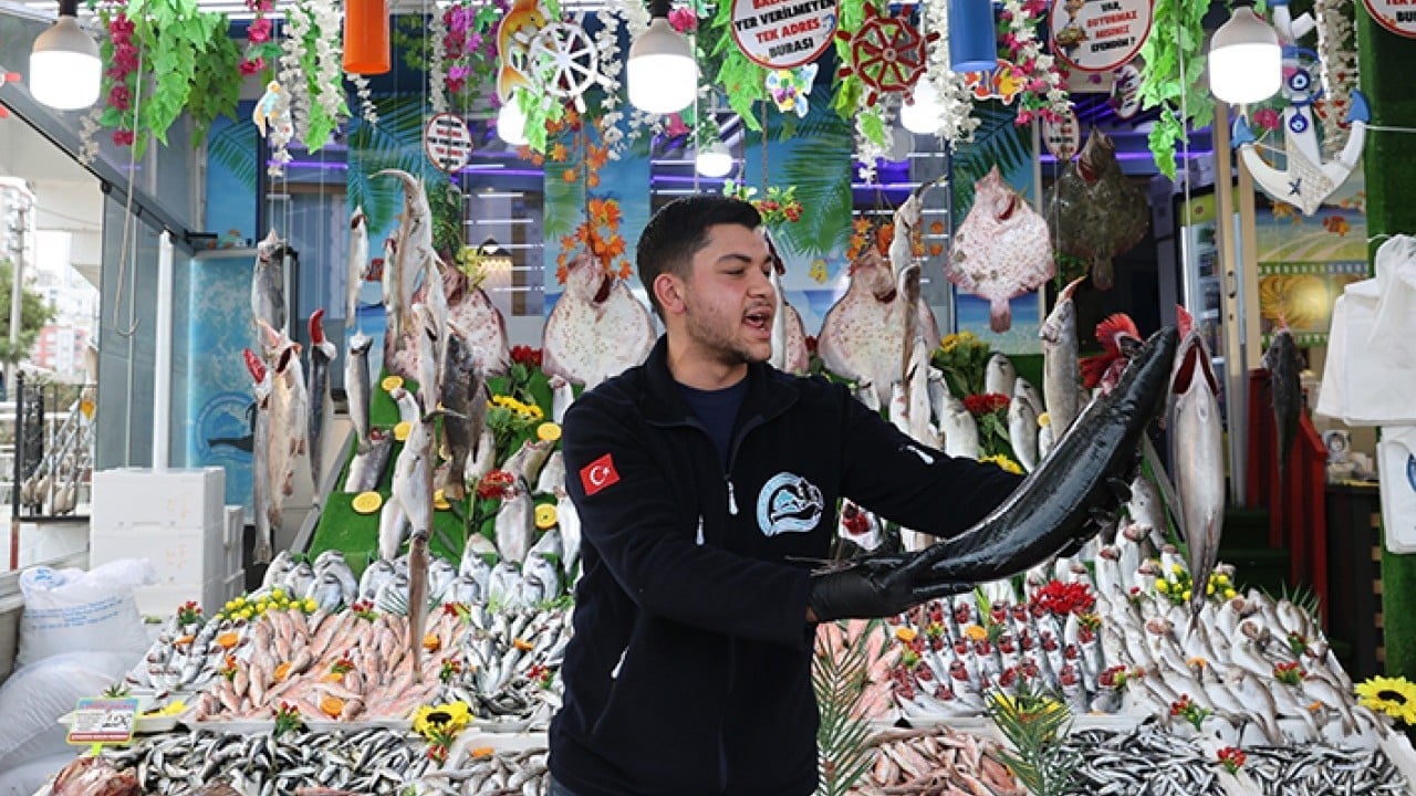 Foto - Kaçan hamsi tezgahlara geri döndü