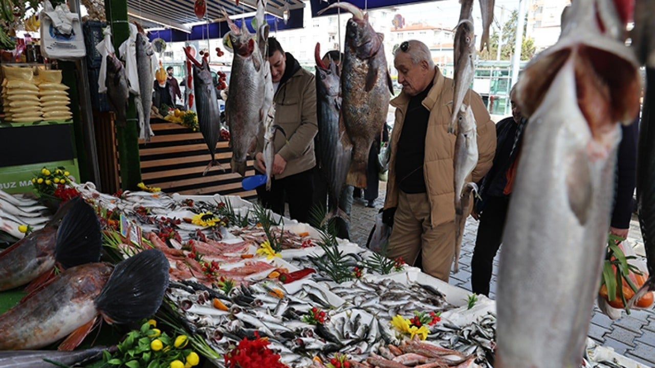 Foto - Kaçan hamsi tezgahlara geri döndü