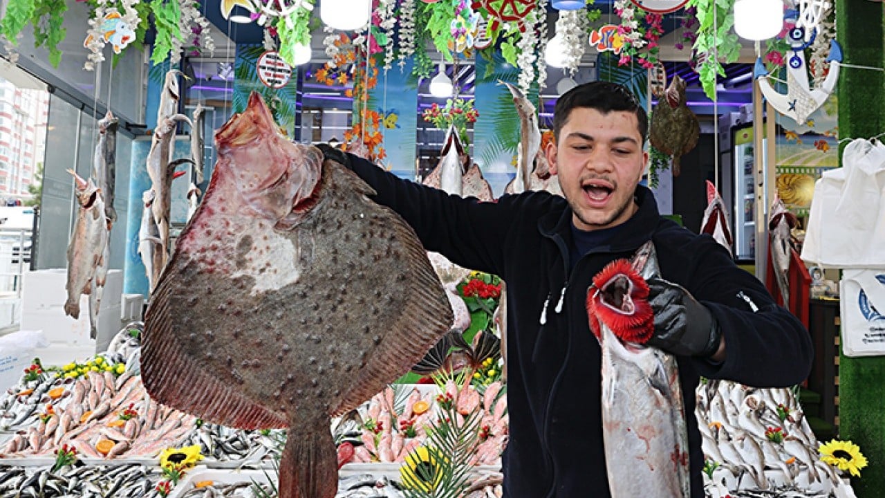 Foto - Kaçan hamsi tezgahlara geri döndü