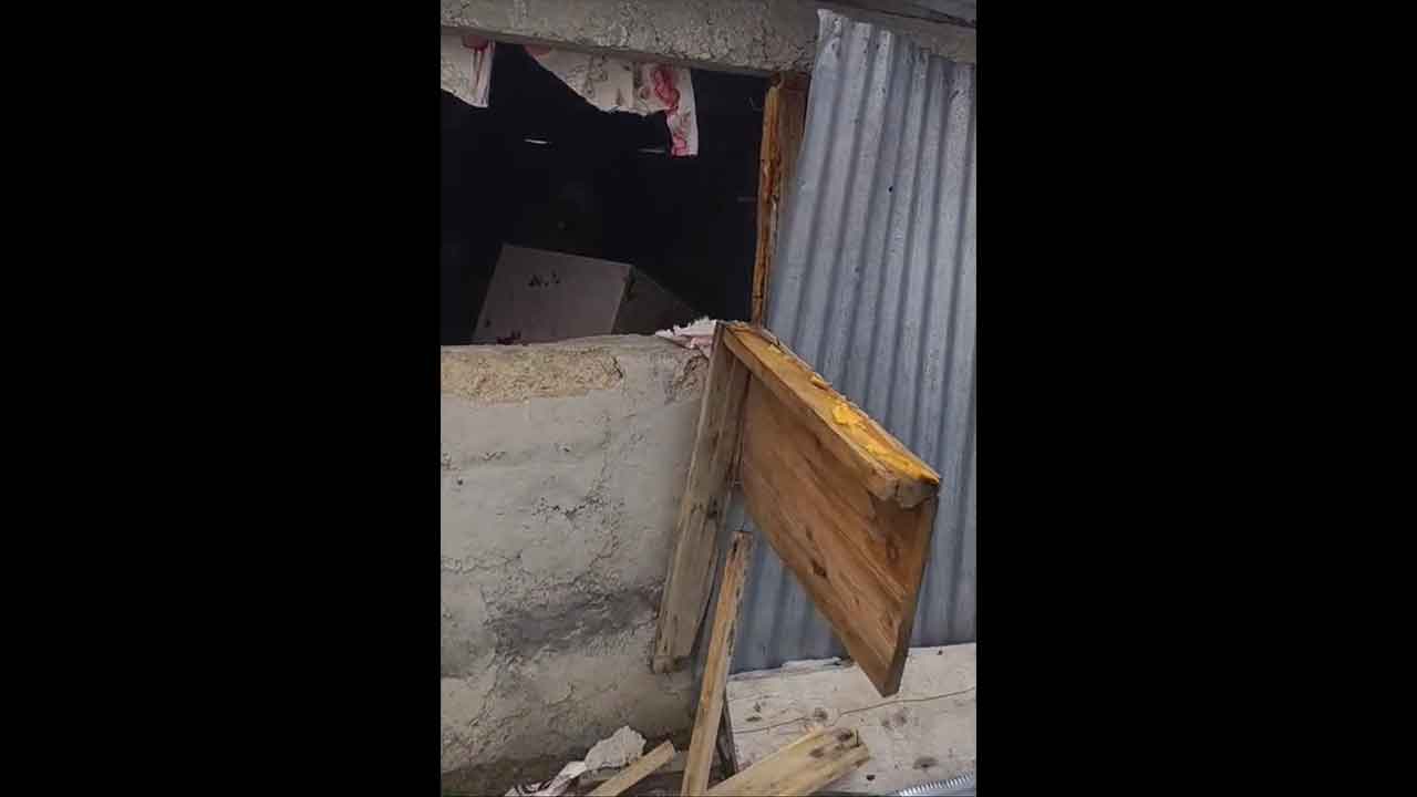 Foto - Kaçkarlar’da ayı dehşeti! Koçdüzü Yaylası’nda aç kalan ayı tam 20 evi birbirine kattı!