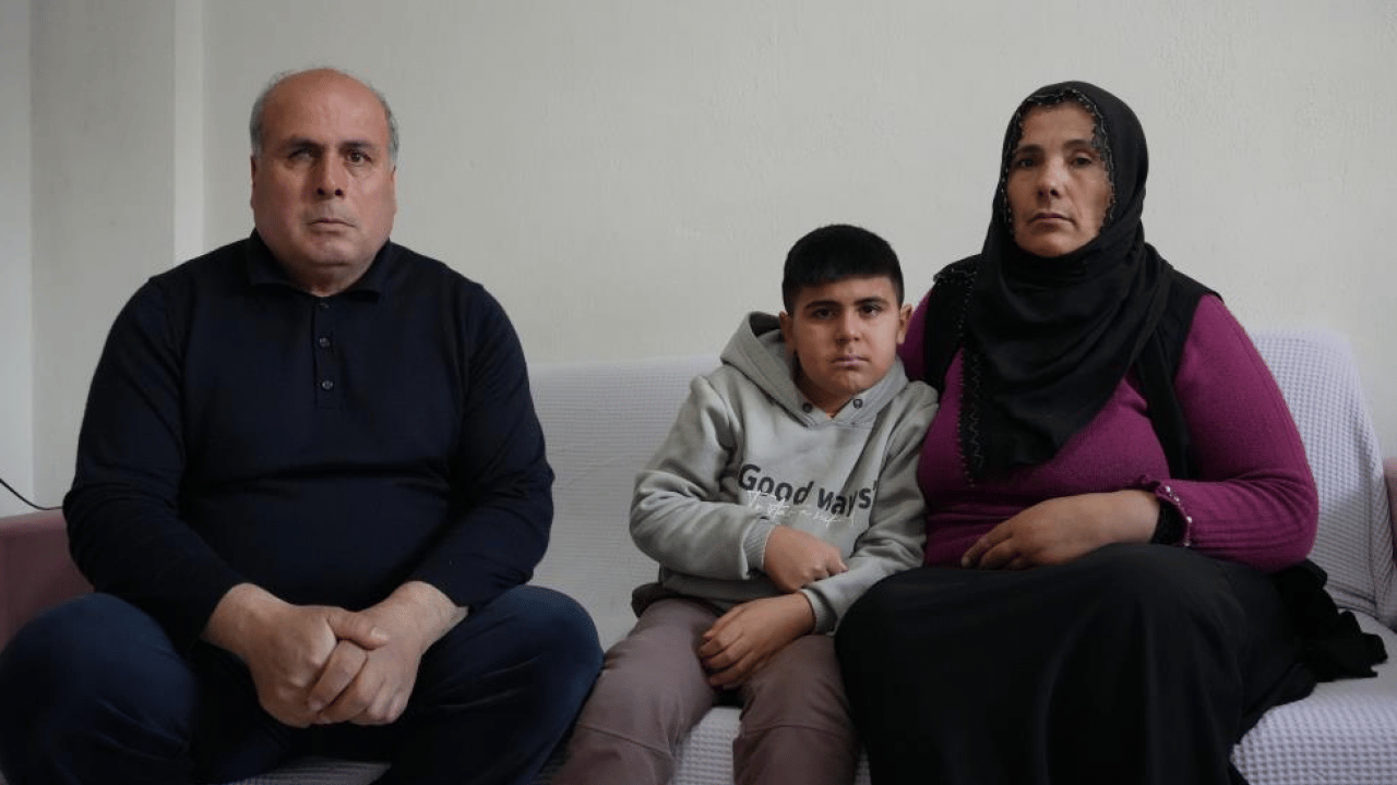 Kaderin ağır sınavı: Bir oğlunu kaybetti, diğeri için çırpınıyor