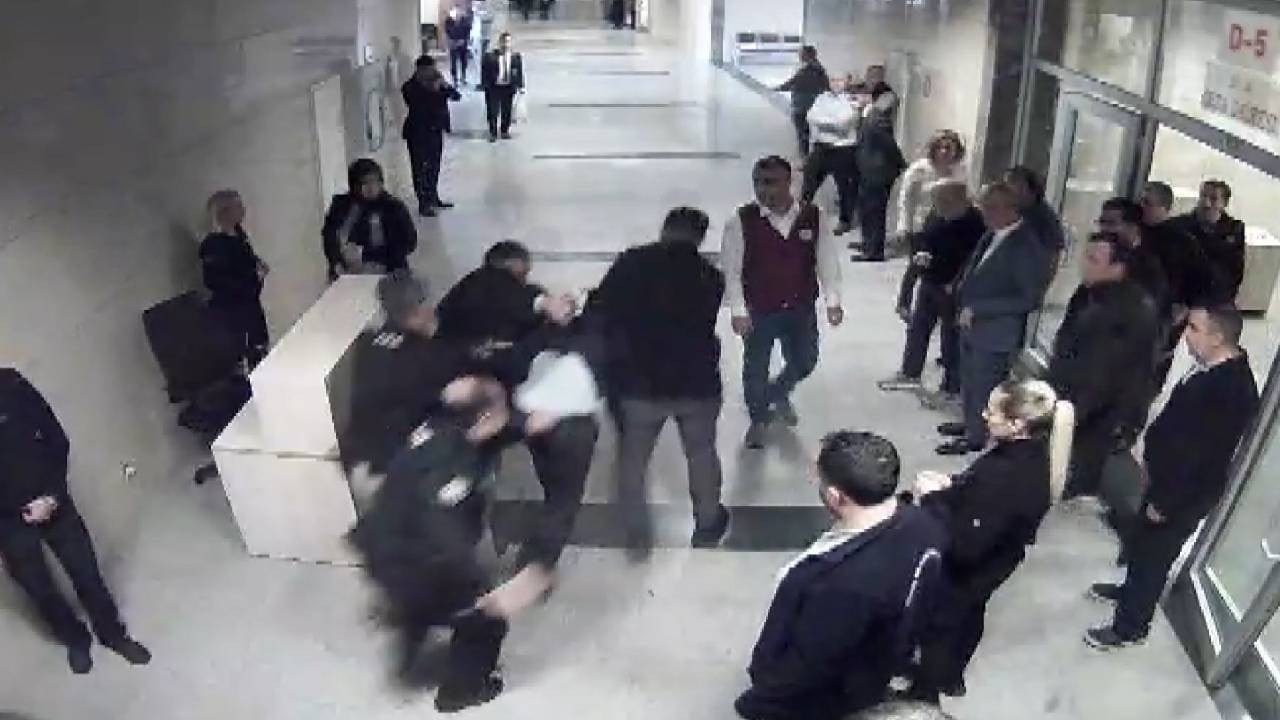 Foto - Kadın hakimi silahla vuran eski savcının annesinden olay sözler! Resmen şok olacaksınız