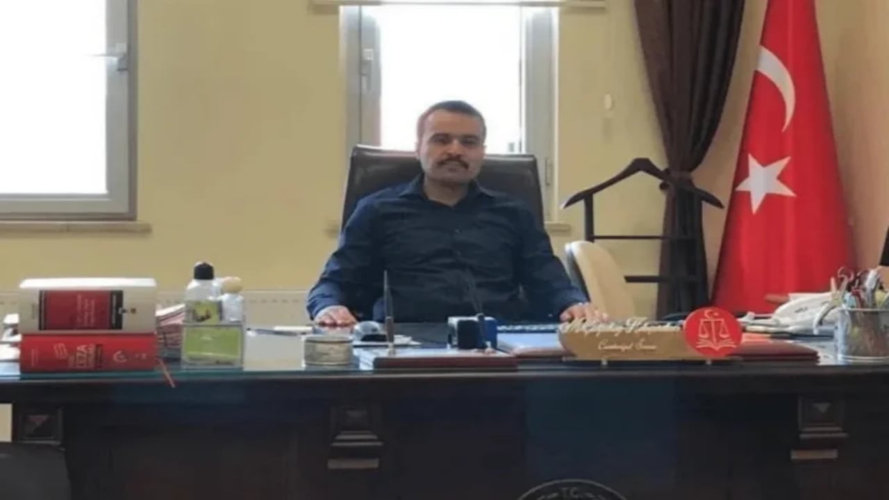 Foto - Kadın hakimi silahla vuran eski savcının annesinden olay sözler! Resmen şok olacaksınız