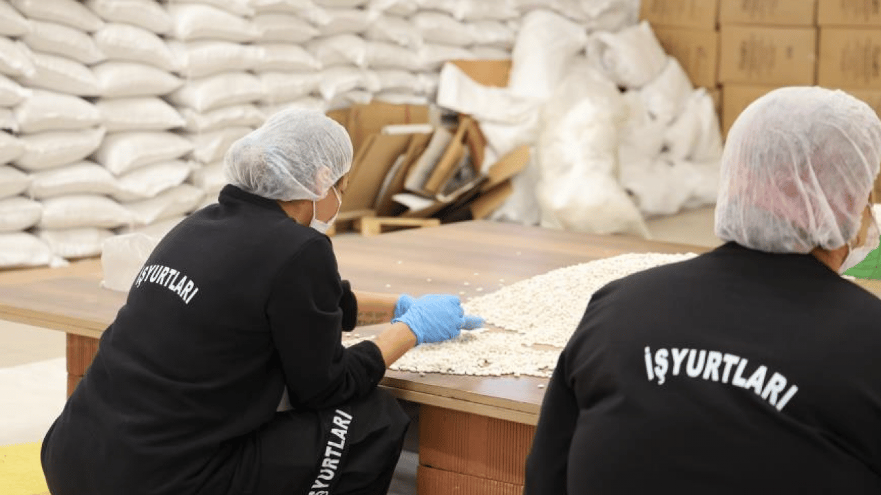 Foto - Kadın hükümlüler Avrupa’ya ders verdi: Cezaevi değil üretim merkezi! EuroPris 2025'te 1'incilik