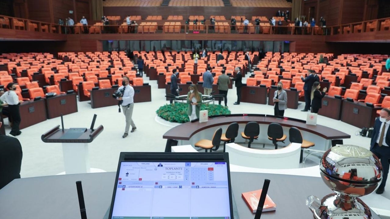 Foto - Kadir gecesi tatil olsun, fay hatları patlatılsın, TTB kapatılsın… Vatandaş TBMM'den neler istemiş neler?