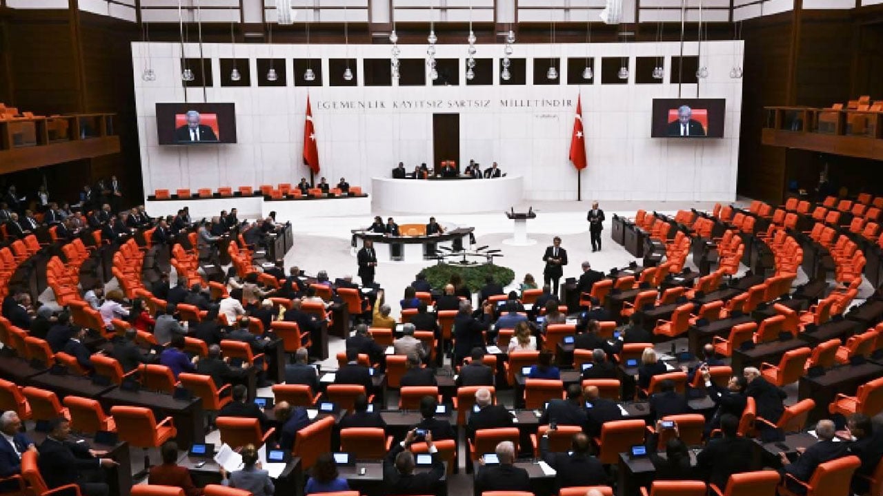 Foto - Kadir gecesi tatil olsun, fay hatları patlatılsın, TTB kapatılsın… Vatandaş TBMM'den neler istemiş neler?