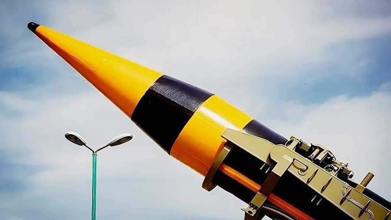 Foto - Kafirlerin uykusunu kaçıran Ebabil darbeleri! Sejjil-2 füzeleri Siyonist kaleleri kağıt gibi yırtıp geçti!