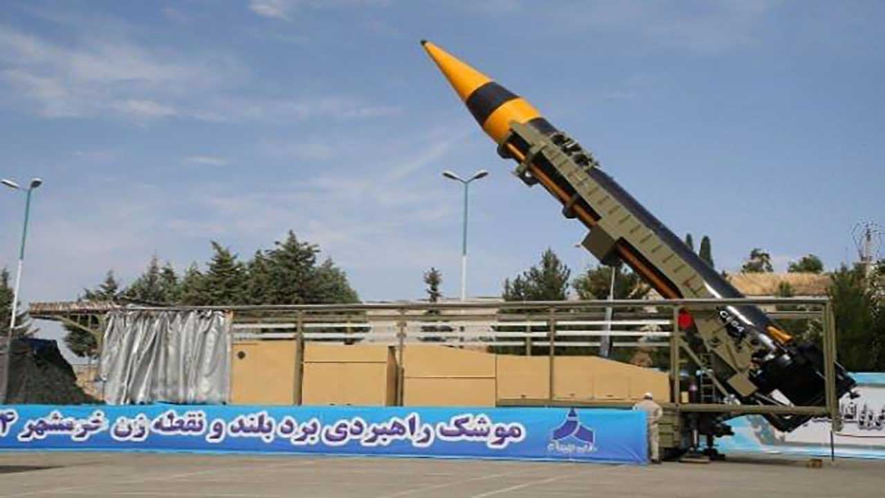 Foto - Kafirlerin uykusunu kaçıran Ebabil darbeleri! Sejjil-2 füzeleri Siyonist kaleleri kağıt gibi yırtıp geçti!