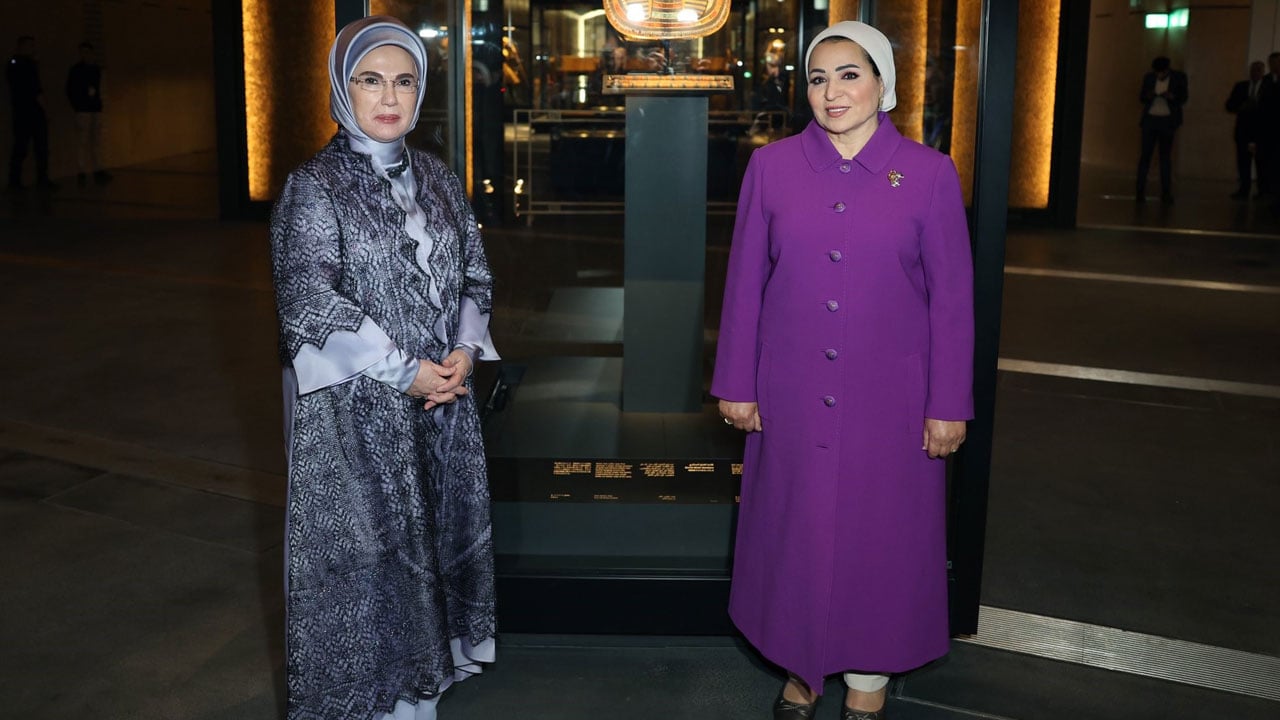 Foto - Kahire’de diplomasi trafiği! Emine Erdoğan, Entissar Amer ile bir araya geldi