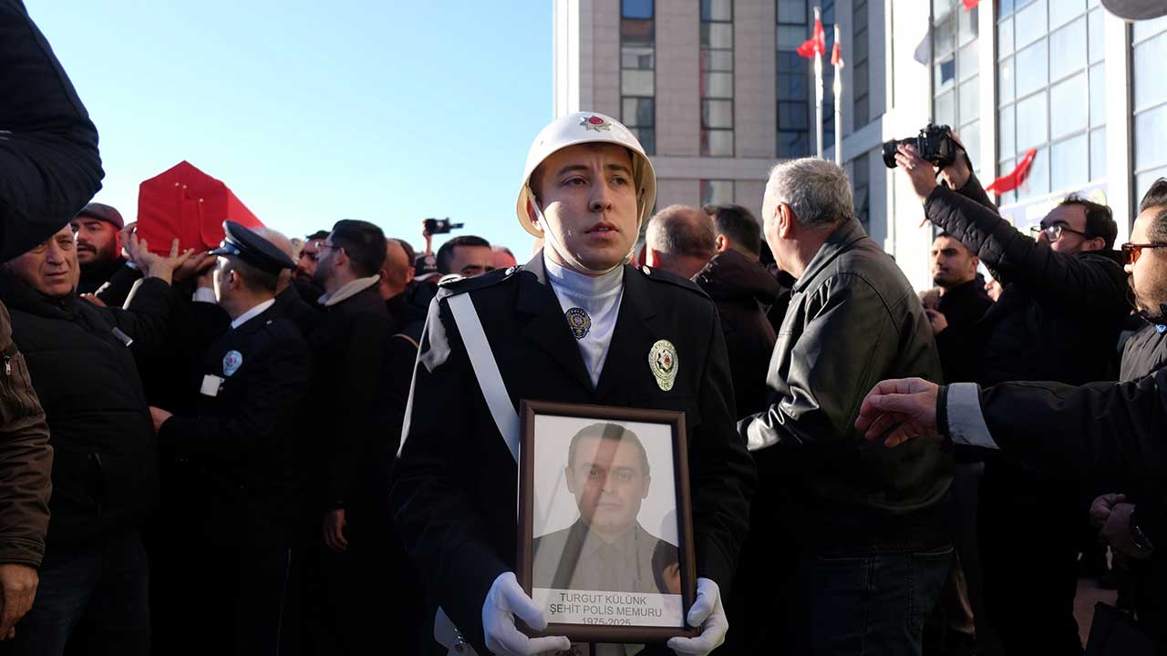 Foto - Kahraman şehitlerimiz için Yalova'da tören