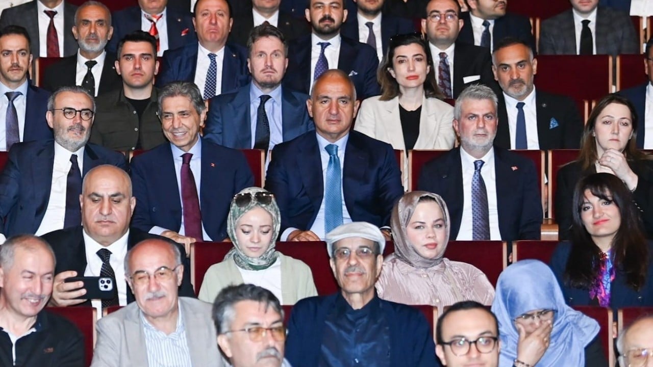 Foto - Kahramanmaraş Unesco'nun 'Edebiyat şehri' oldu: Yedi Güzel Adam'ın şehri İstanbul'dan dünyaya tanıtıldı...