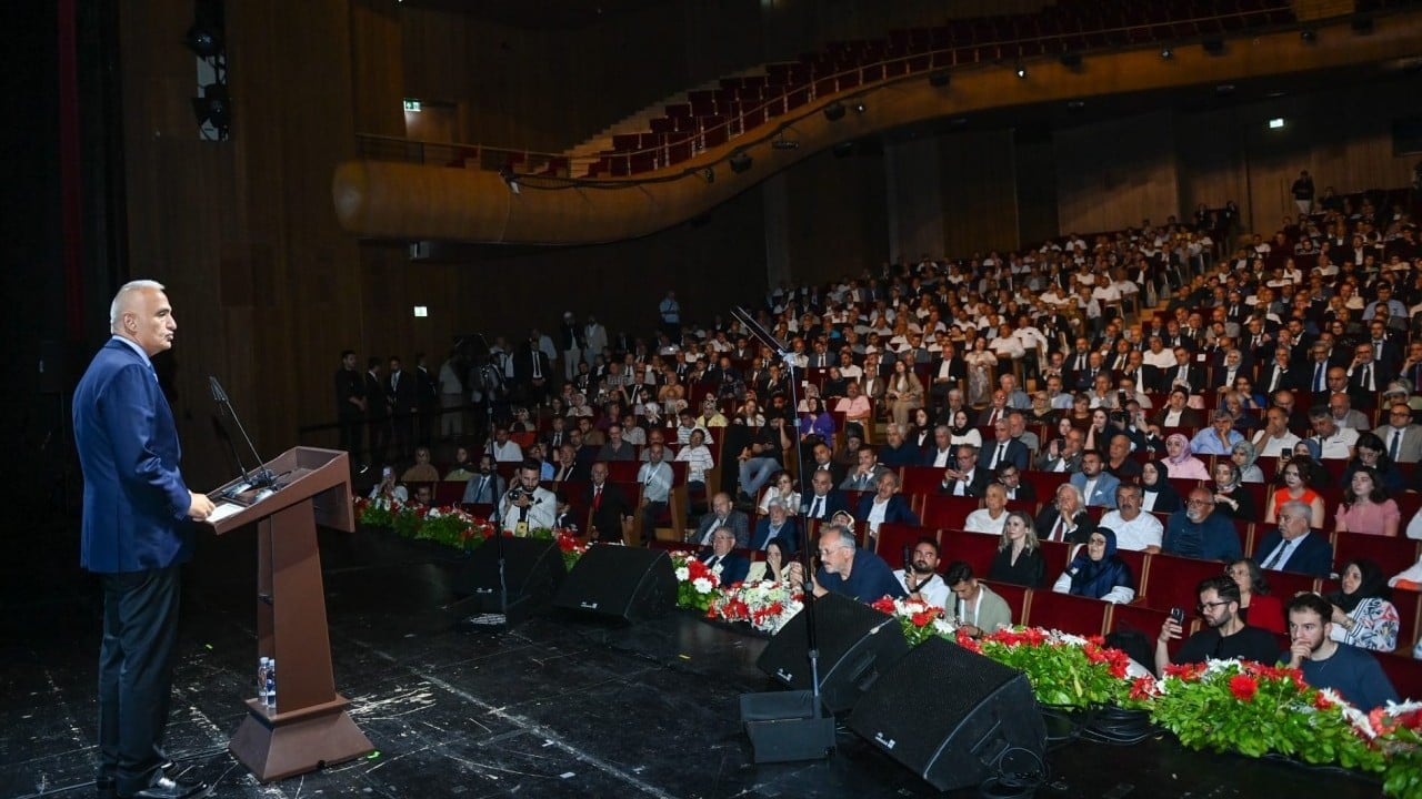 Foto - Kahramanmaraş Unesco'nun 'Edebiyat şehri' oldu: Yedi Güzel Adam'ın şehri İstanbul'dan dünyaya tanıtıldı...
