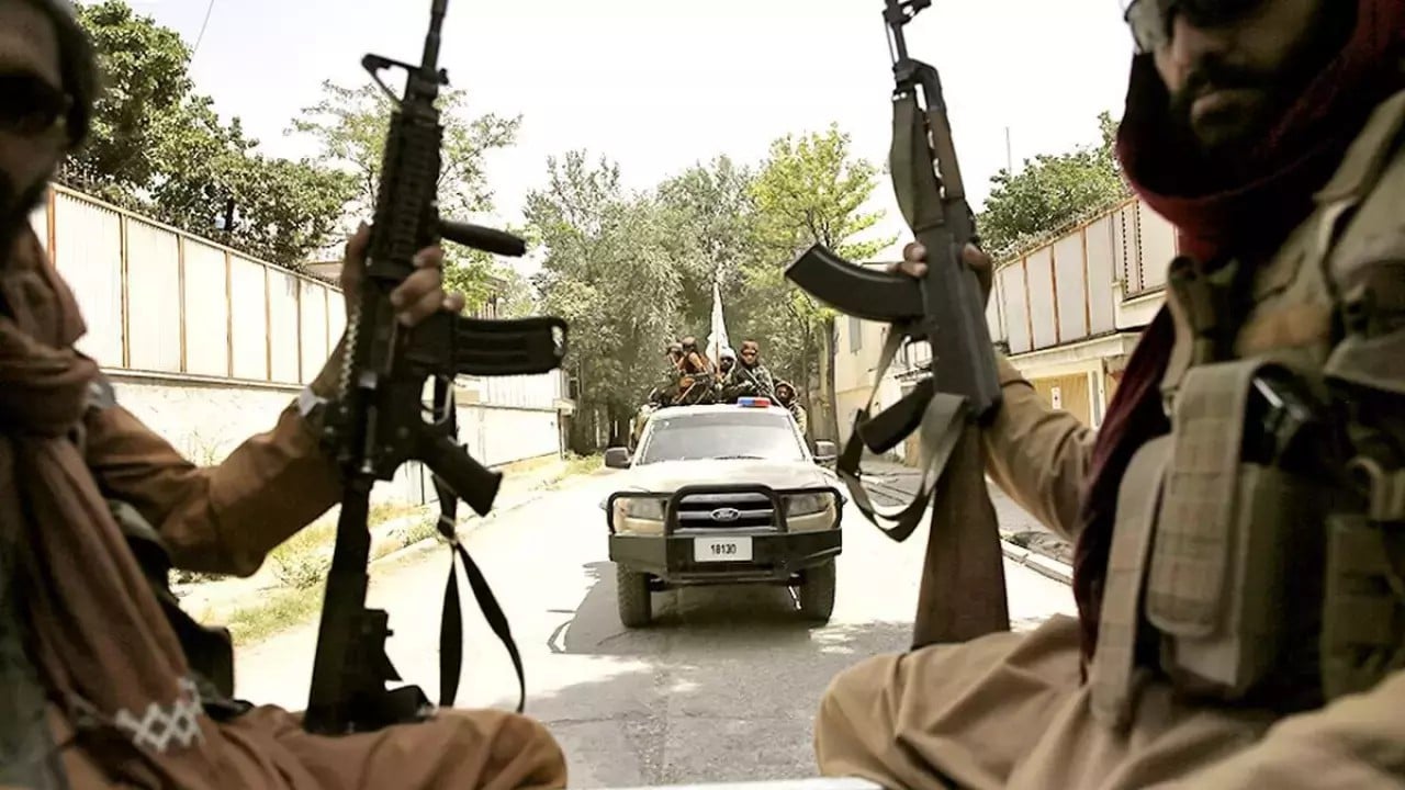 Foto - Kahreden haber! Pakistan ordusu vuruldu