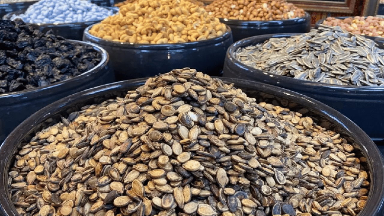 Kalbe iyi geliyor diye avuç avuç yiyorlar! Meğer ciğeri çürütüyormuş!