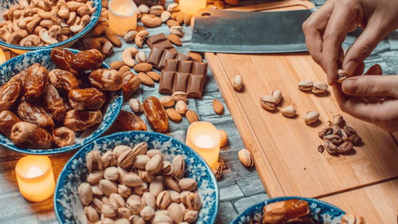 Foto - Kalbe iyi geliyor diye avuç avuç yiyorlar! Meğer ciğeri çürütüyormuş!