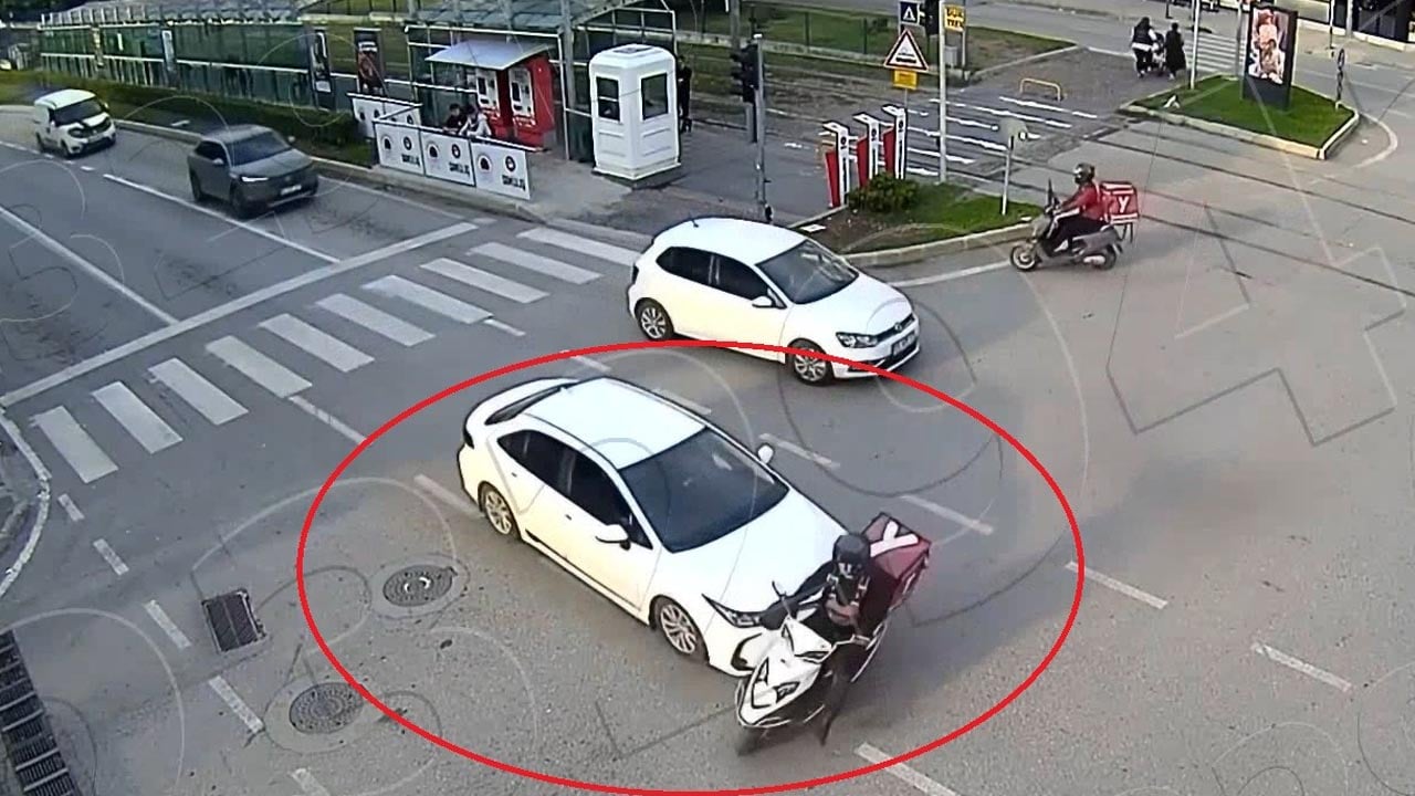 Foto - Kaldırımda giden yayaları bile rahat yürütmüyorlar: Motosiklet terörü dur durak bilmiyor