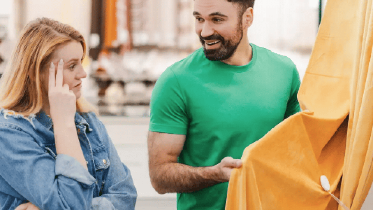 Foto - Kalitesiz kumaşı 10 saniyede anlamanın yolu: Alışverişte şık görünen her parça kaliteli değil...