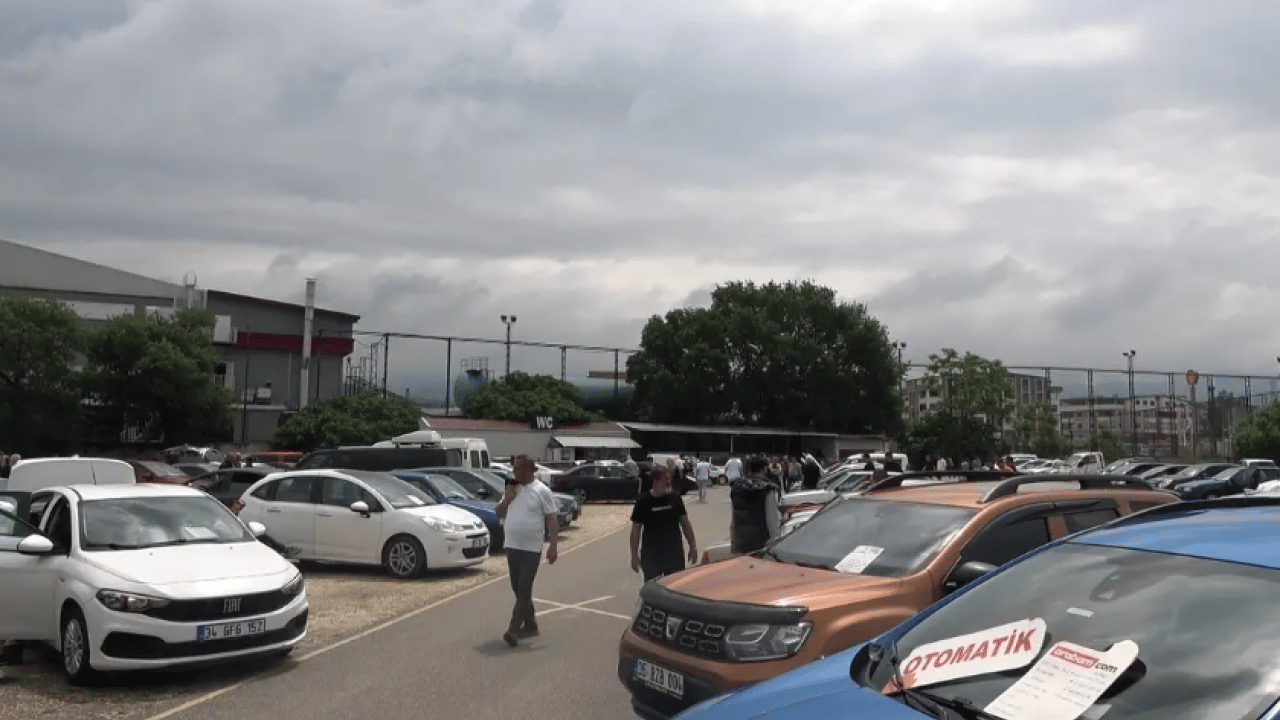 Foto - Kalkar kalkmaz oraya akın ettiler: '20 bin TL vermekten daha mantıklı!'