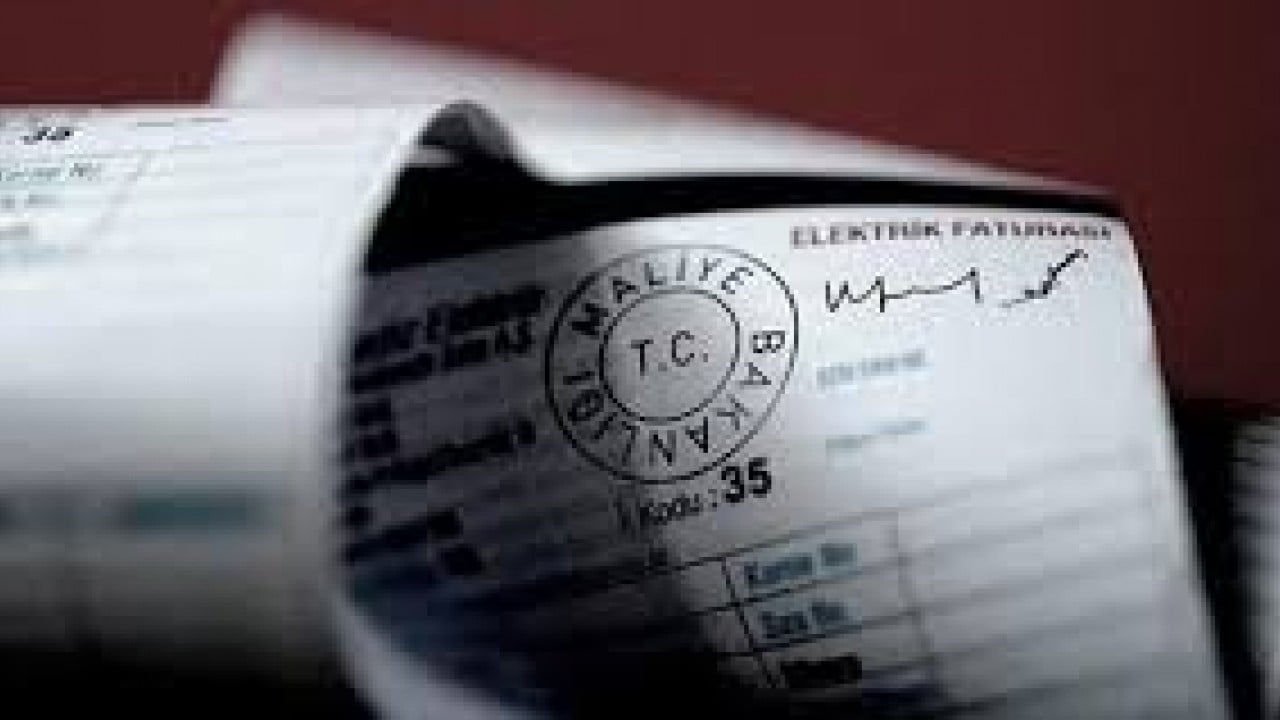 Foto - Kamuoyu zam diye çalkalanıyordu! Cem Küçük açıkladı: Bu asla zam değil