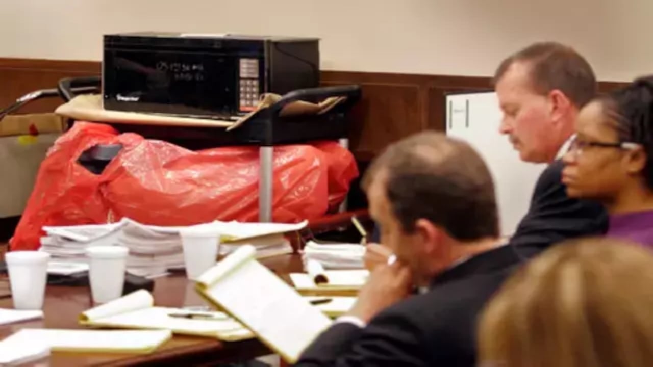 Foto - Kan donduran vahşet! Anne, 4 haftalık bebeğini mikrodalgada öldürdü