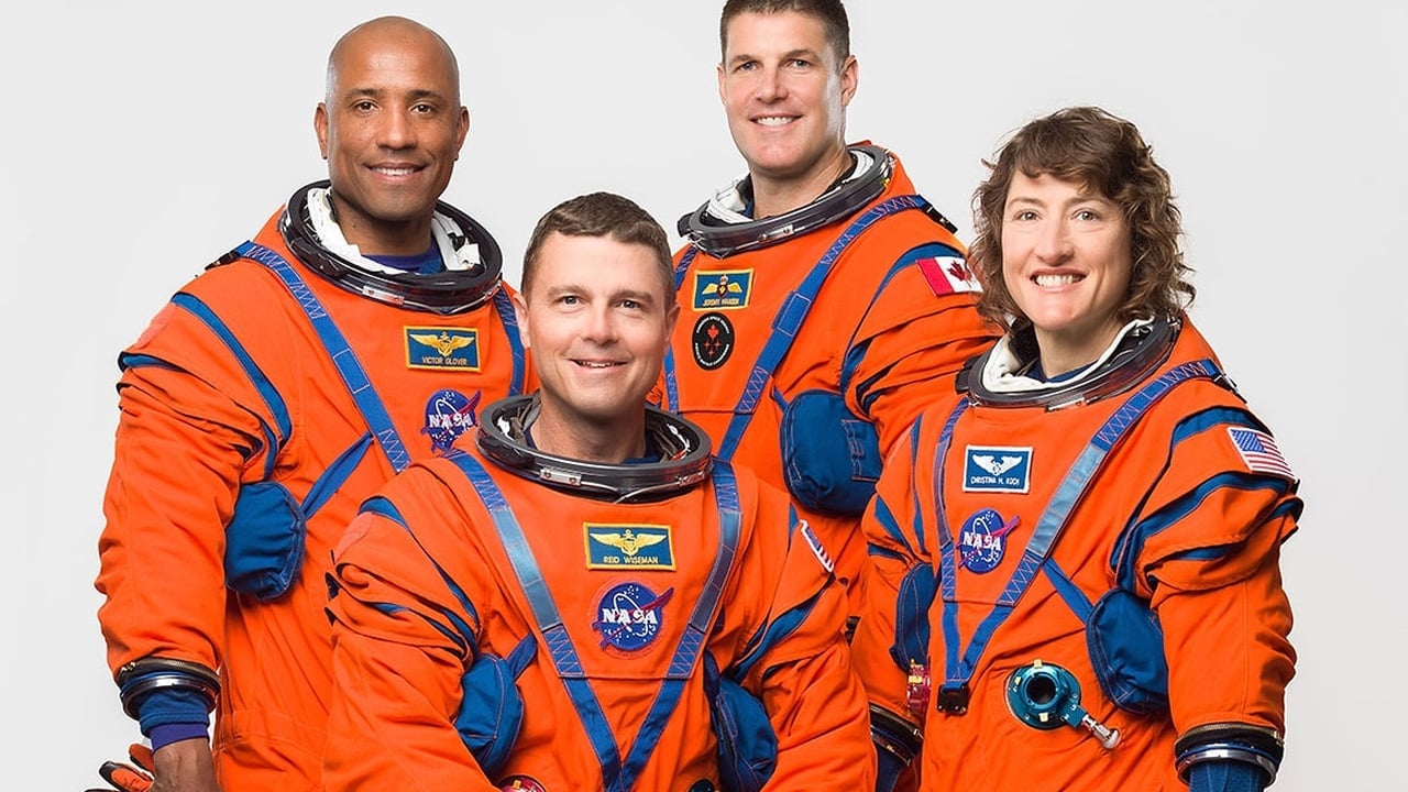 Foto - Kanadalı ve üç Amerikalıyı taşıyan roketi NASA fırlattı! Bir ilke imza atıldı: Ay'a ilk kez kadın astronot gidiyor