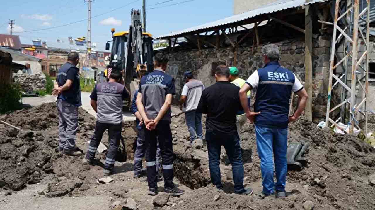 Foto - Kanalizasyondan çıkanlar şok etti