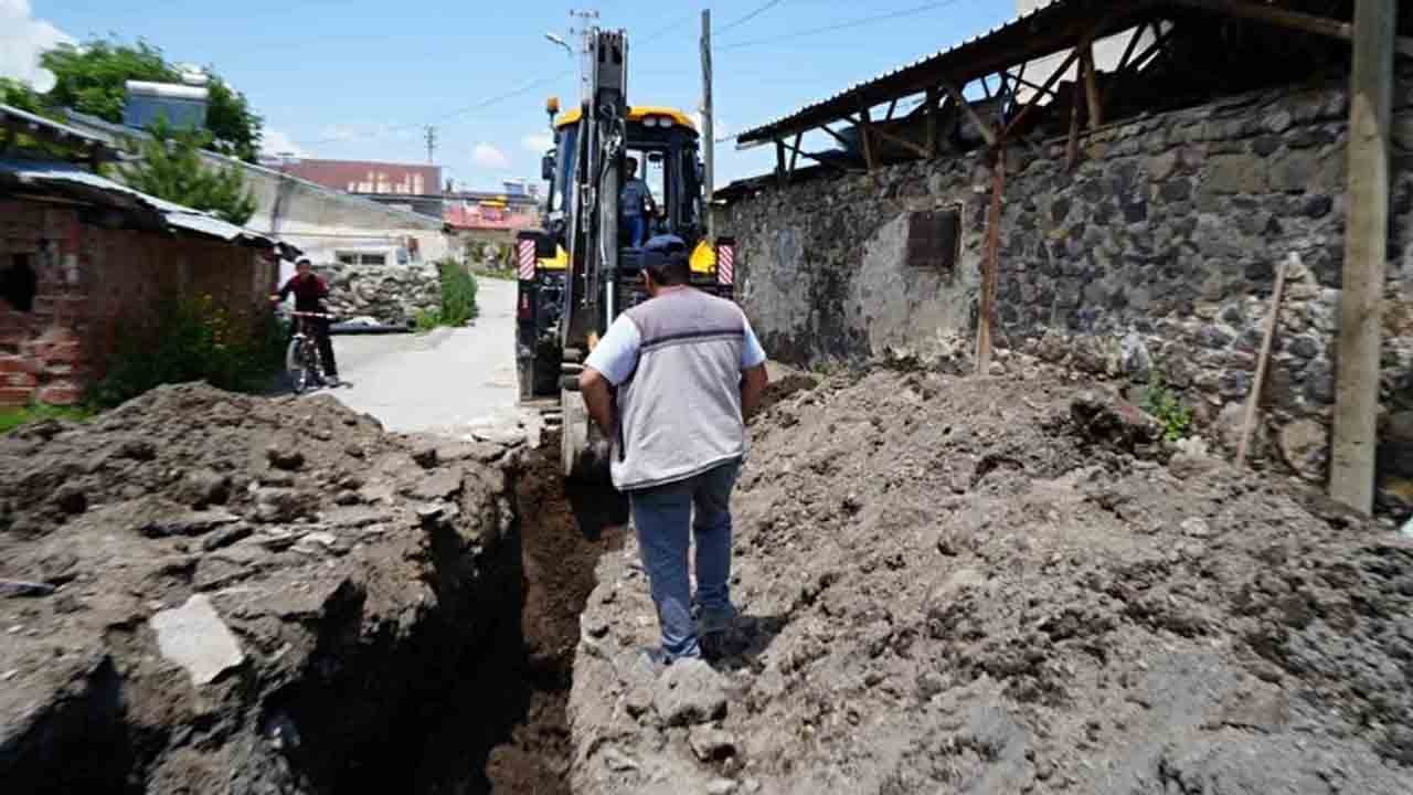 Foto - Kanalizasyondan çıkanlar şok etti