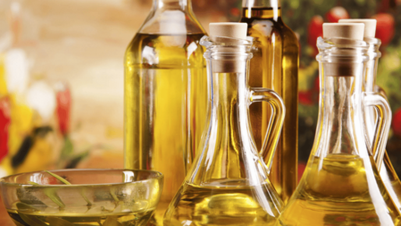 Kanserojen etkisi... Zeytinyağına sakın bunu yapmayın: Faydası bir anda zehre dönüşüyor!