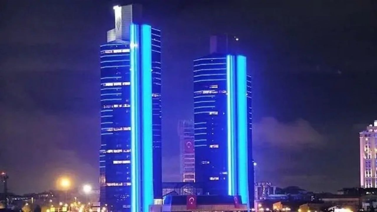 Foto - KAP'a bildirildi: Sabancı Holding'e 553 milyon dolar