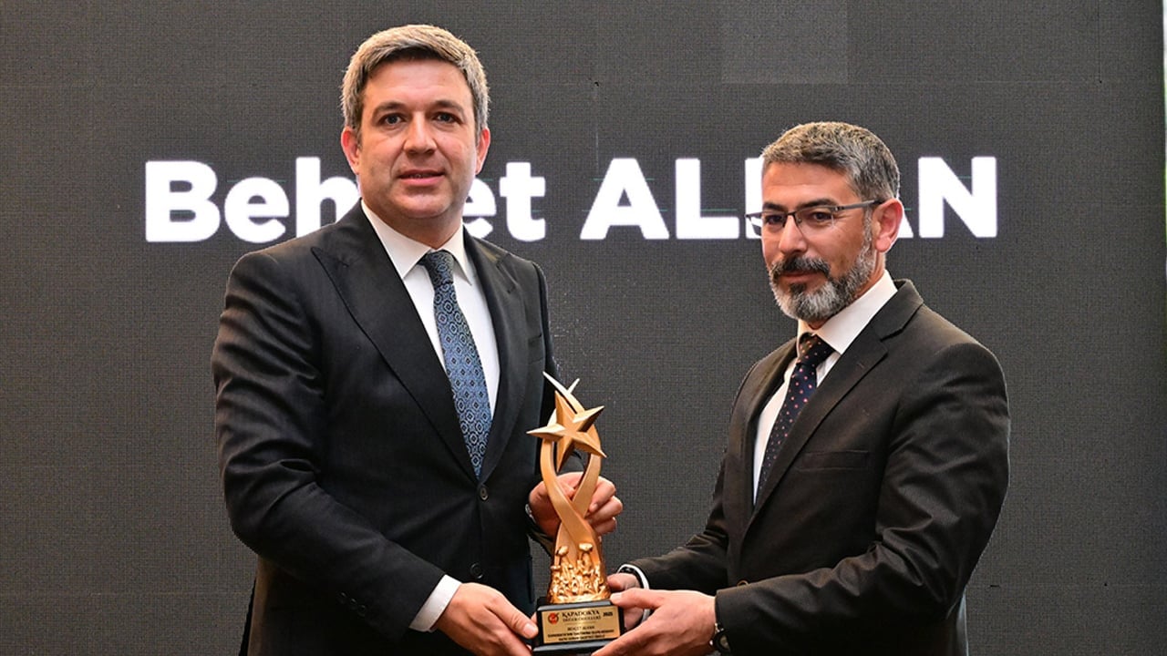 Foto - 'Kapadokya Değer Ödülleri' sahiplerine verildi! Bu dönem o isimler ödül aldı