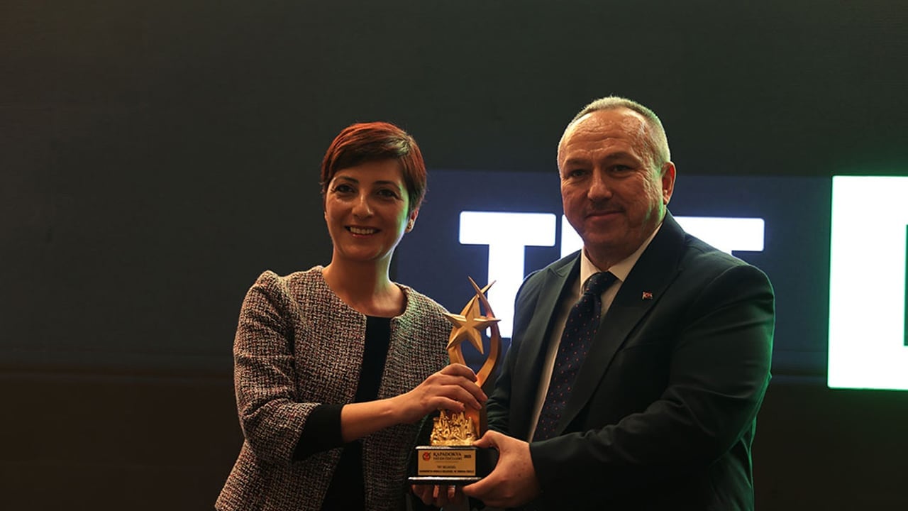 Foto - 'Kapadokya Değer Ödülleri' sahiplerine verildi! Bu dönem o isimler ödül aldı