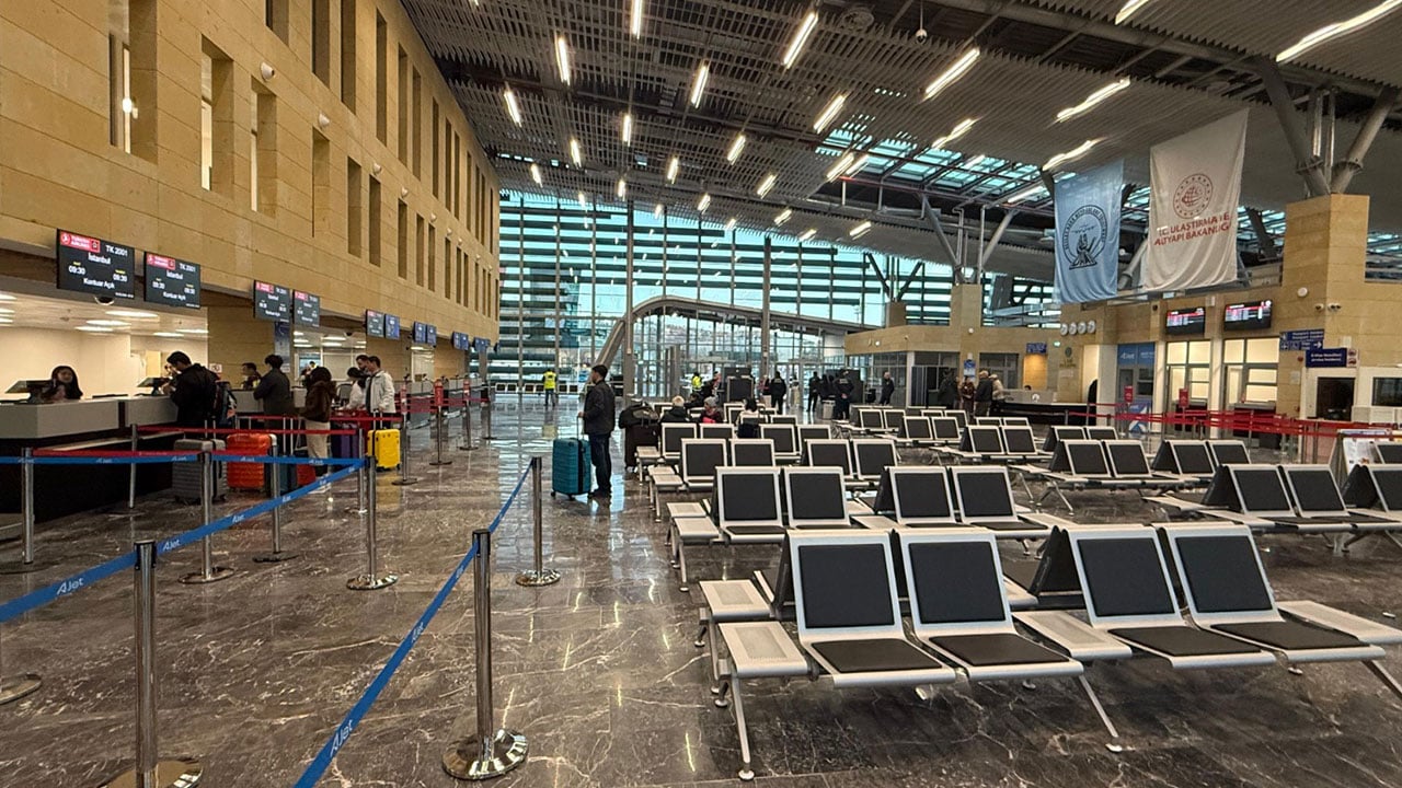 Foto - Kapadokya’ya dev yatırım! Yeni terminal ilk yolcularını karşıladı