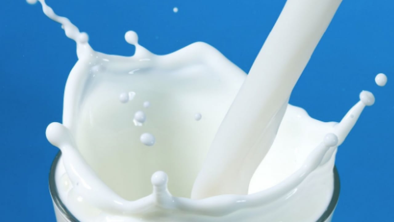 Foto - Kapak rafında muhafaza ise... Buzdolabındaki yerine dikkat! Paket süt riski...