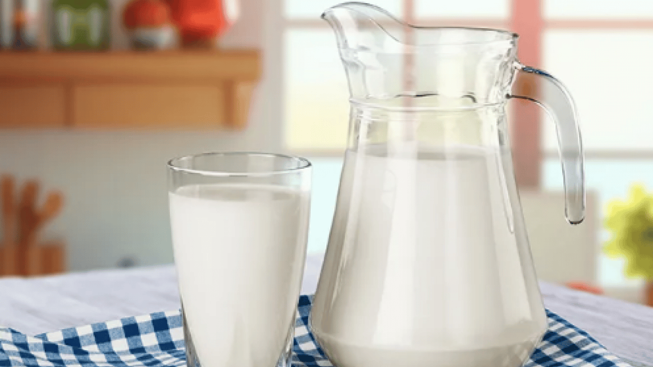 Foto - Kapak rafında muhafaza ise... Buzdolabındaki yerine dikkat! Paket süt riski...