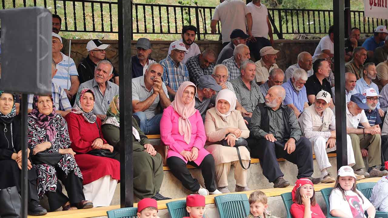 Foto - Kapanmayan yara! Başbağlar şehitleri dualarla yâd edildi
