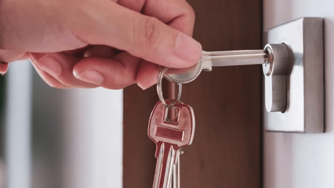 Foto - Kapı kilidindeki bu işarete dikkat! Ev güvenliğinde tüm dikkatinizi gelişmiş alarm...