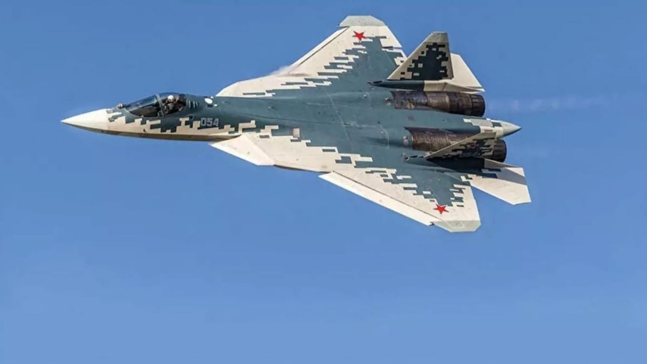 Foto - Kapısında kuyruk olmasına rağmen Ruslar kimselere vermiyordu! Tam 30 adet Su-57 savaş uçağı sessiz sedasız satın alınıyor