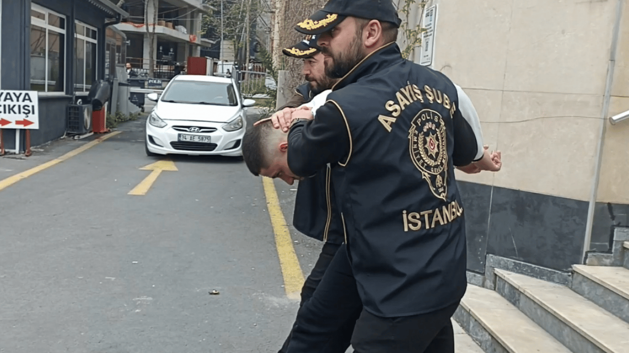 Foto - Kapıyı çaldı, kadını sebepsizce katletti: Katil zanlısı ise üniversite öğrencisi çıktı