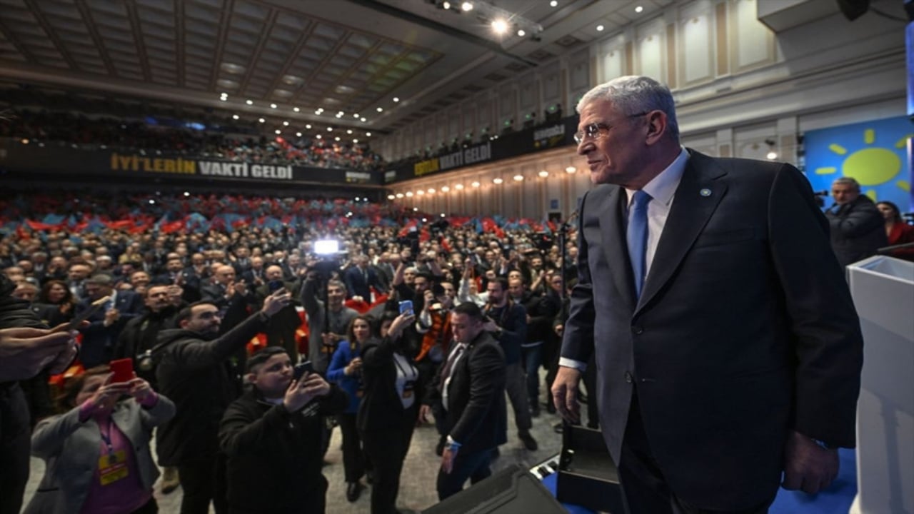 Foto - Kapsamlı anket yayımlandı! İşte Türkiye’nin en beğenilen parti liderleri