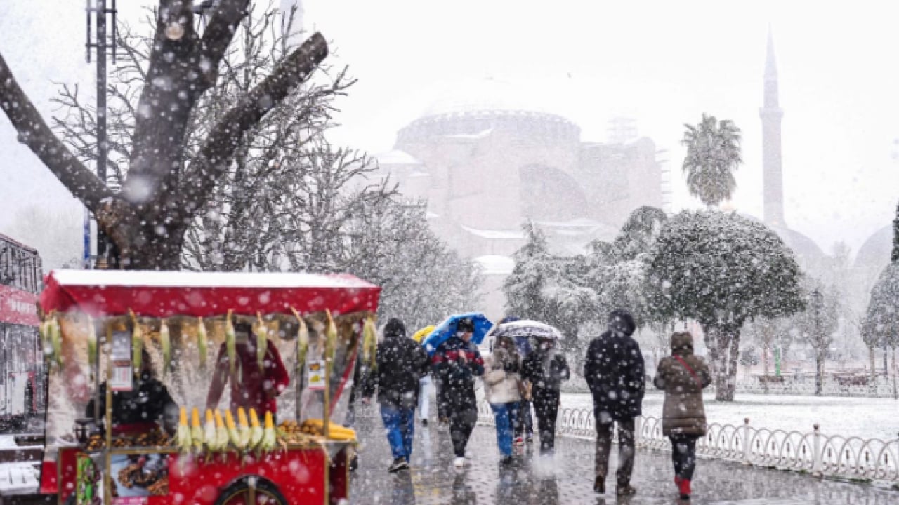 Foto - Kar bitti diye üzülmeyin! İstanbul için yeni tarih verildi