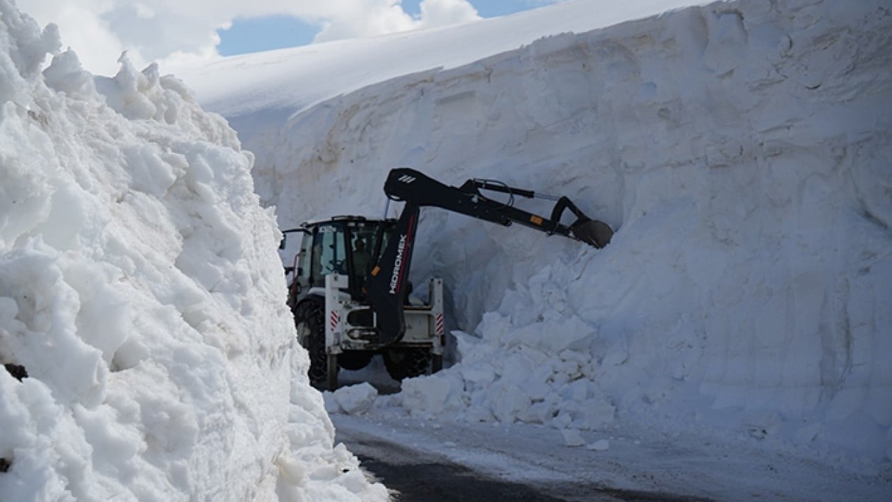 Foto - Kar kalınlığı 6 metreyi aştı