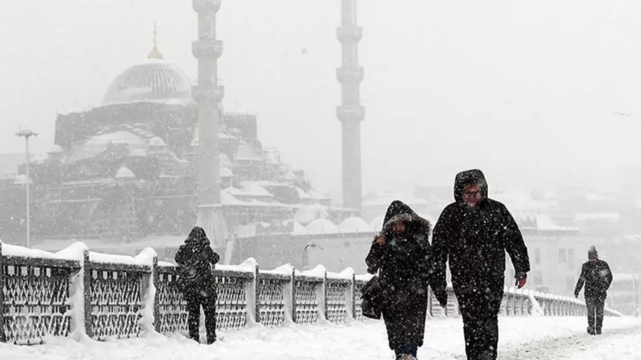 Foto - Kar ne zaman yağacak? Bu sene İstanbul'a ne zaman kar yağacak? Hangi illere yağacak? İşte o yorumlar