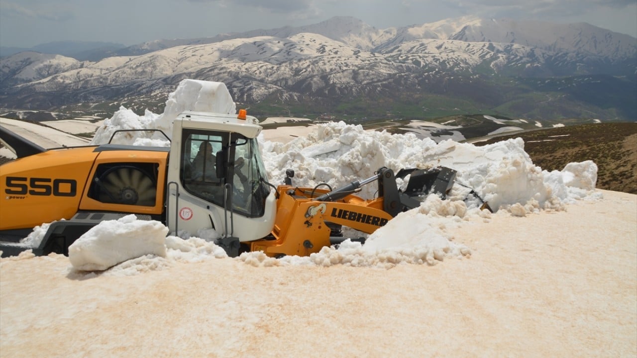 Foto - Kar nedeniyle 6 aydır kapalıydı! Alternatif güzergâh ulaşıma açıldı