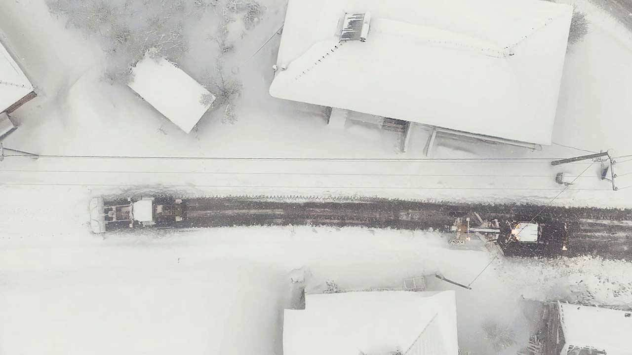 Foto - Kar nedeniyle kapanmıştı! 172 yerleşim yerine ulaşım başladı