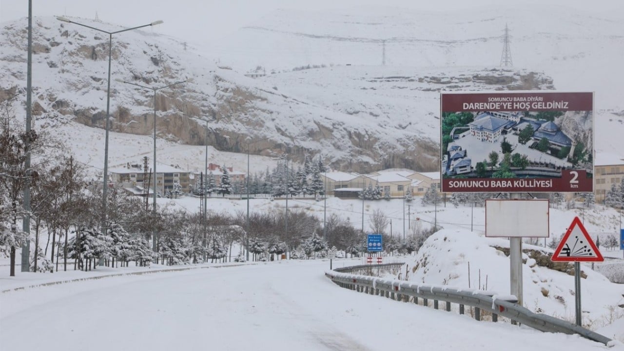 Foto - Kar nedeniyle kapanmıştı! İki il arasındaki kara yolu yeniden ulaşıma açıldı